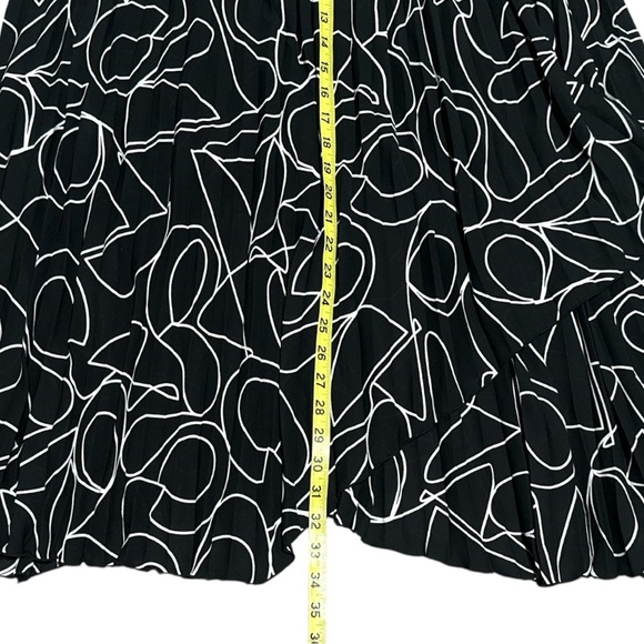 City Chic Monochrome Graphic A-Line Skirt, NWT - Picture 6 of 6